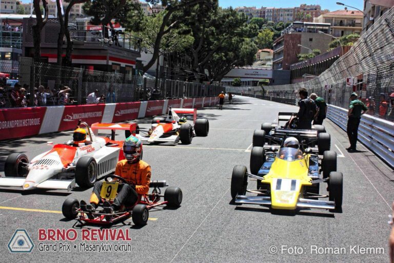 Senna-Tribute v rámci Grand Prix de Monaco Historique 2024