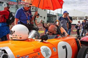 Here the FJHRA director, Duncan Rabagliani, drives himself. He drives an Alexis HF1 from 1959, when Francis was still designing front-engined cars